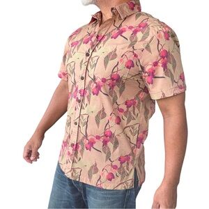 David Shepard Hawaii Shirt Men’s Full Button Front Large Slim Fitting